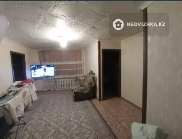 2-комнатная квартира, этаж 1 из 5, 42 м²
