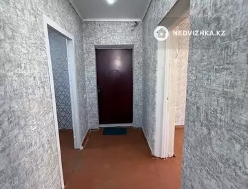 2-комнатная квартира, этаж 2 из 2, 64 м²
