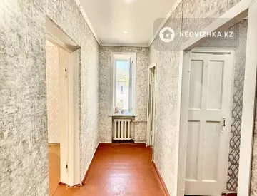 2-комнатная квартира, этаж 2 из 2, 64 м²