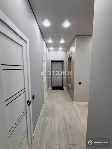 2-комнатная квартира, этаж 3 из 12, 50 м²