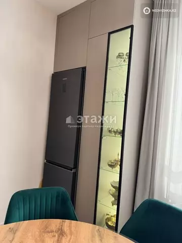 3-комнатная квартира, этаж 4 из 12, 81 м²