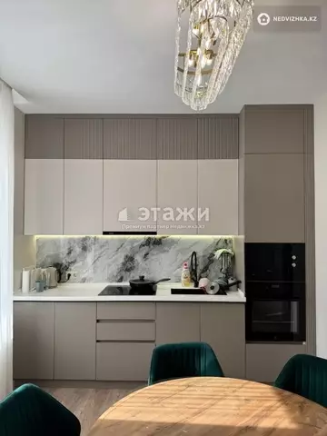 3-комнатная квартира, этаж 4 из 12, 81 м²