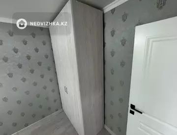 2-комнатная квартира, этаж 4 из 5, 42 м², на длительный срок