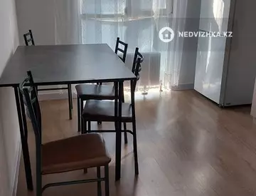 1-комнатная квартира, этаж 3 из 3, 30 м², на длительный срок