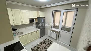 1-комнатная квартира, этаж 12 из 12, 38 м², на длительный срок