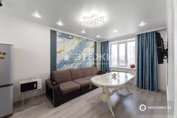 2-комнатная квартира, этаж 4 из 9, 38 м²