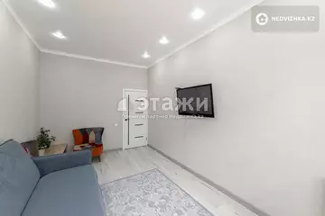 3-комнатная квартира, этаж 2 из 13, 65 м²