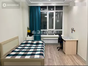 3-комнатная квартира, этаж 4 из 17, 62 м²