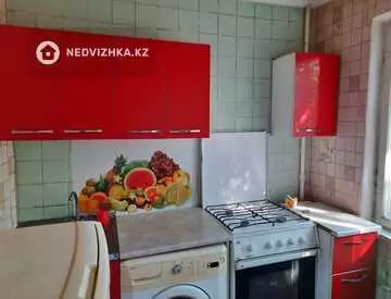 1-комнатная квартира, этаж 2 из 4, 33 м², на длительный срок