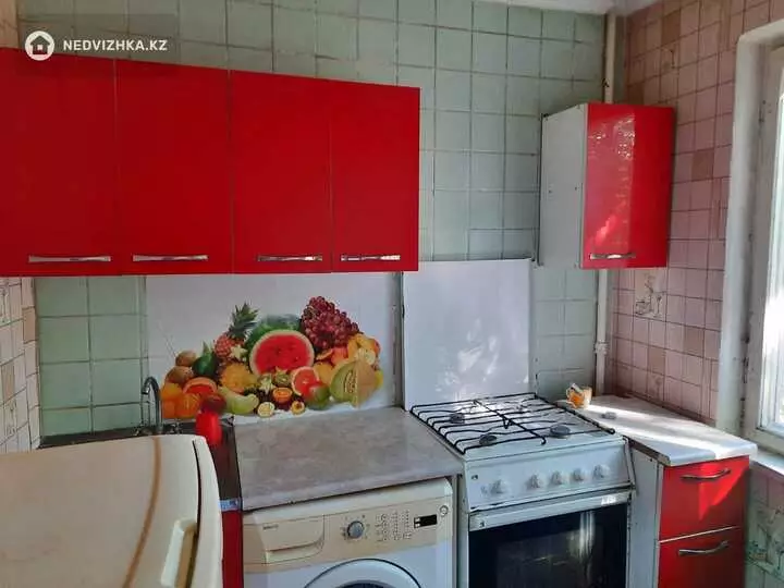 33 м², 1-комнатная квартира, этаж 2 из 4, 33 м², на длительный срок, изображение - 1