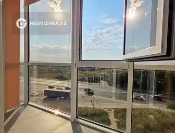 70.4 м², 3-комнатная квартира, этаж 6 из 12, 70 м², изображение - 4