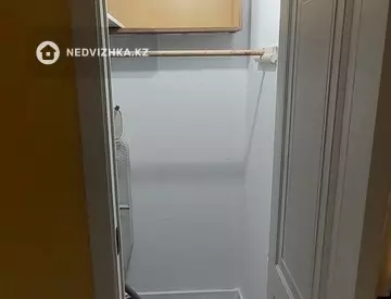 3-комнатная квартира, этаж 3 из 4, 54 м², посуточно