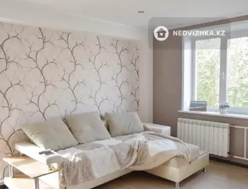 1-комнатная квартира, этаж 3 из 5, 34 м², на длительный срок