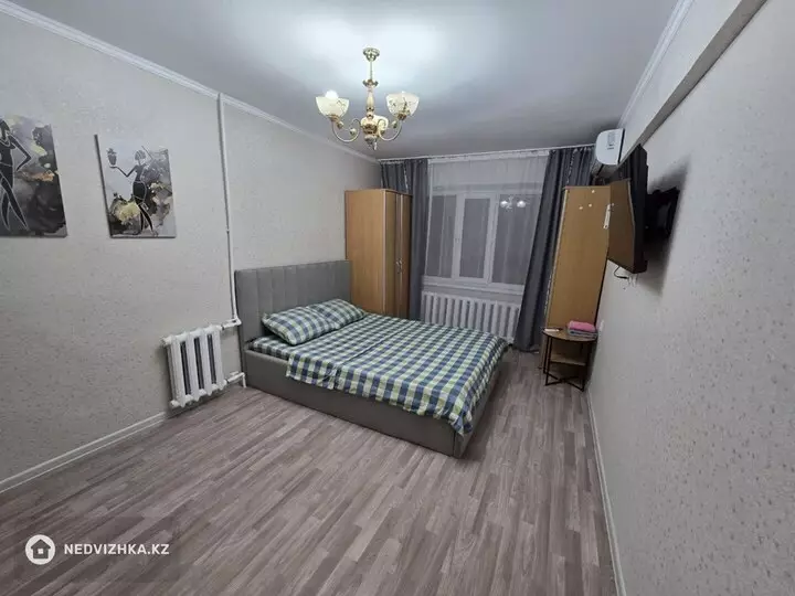 30 м², 1-комнатная квартира, этаж 1 из 5, 30 м², посуточно, изображение - 1