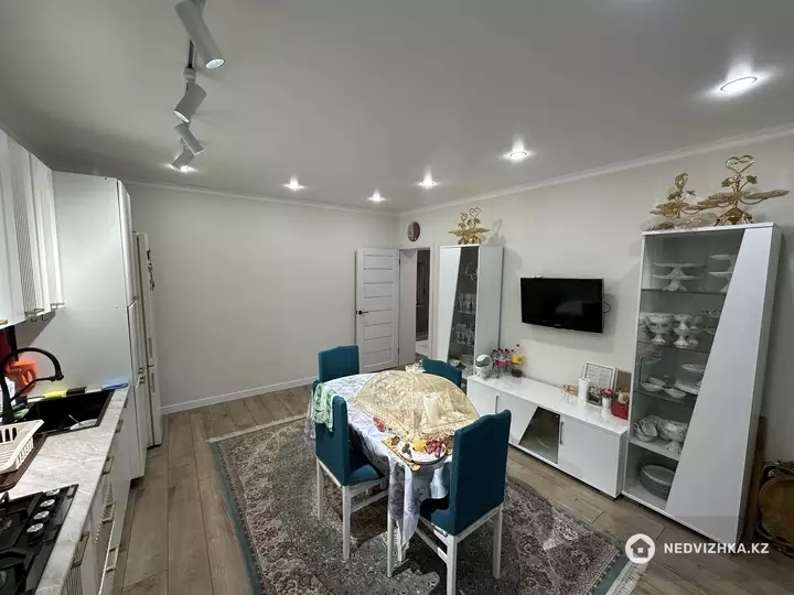 97 м², 3-комнатная квартира, этаж 2 из 5, 97 м², изображение - 1