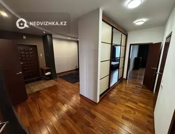 3-комнатная квартира, этаж 11 из 15, 126 м²