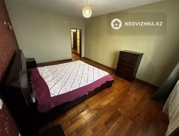 3-комнатная квартира, этаж 11 из 15, 126 м²