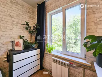 2-комнатная квартира, этаж 3 из 4, 45 м²