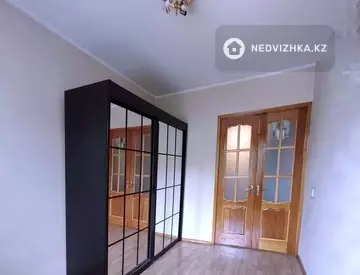 2-комнатная квартира, этаж 4 из 5, 50 м²