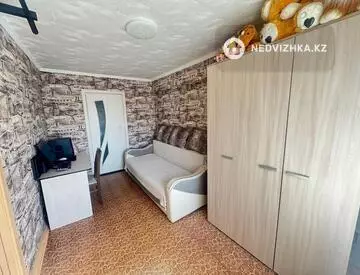2-комнатная квартира, этаж 4 из 4, 45 м²