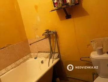 1-комнатная квартира, этаж 4 из 5, 30 м²