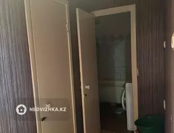 1-комнатная квартира, этаж 3 из 5, 42 м²