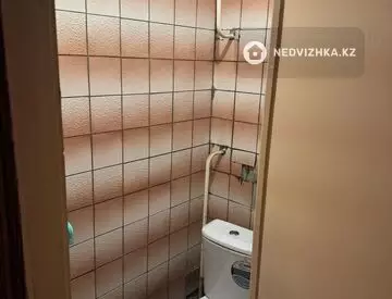 1-комнатная квартира, этаж 3 из 5, 42 м²