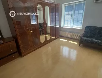 3-комнатная квартира, этаж 3 из 5, 92 м²
