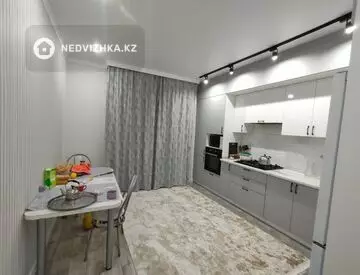 3-комнатная квартира, этаж 2 из 5, 93 м²