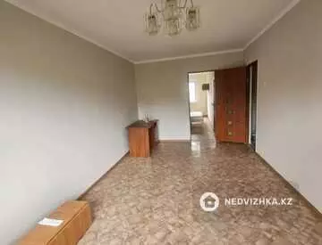 2-комнатная квартира, этаж 4 из 5, 45 м²