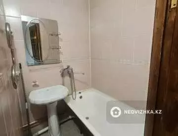 2-комнатная квартира, этаж 4 из 5, 45 м²