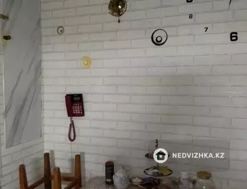 2-комнатная квартира, этаж 1 из 2, 42 м²