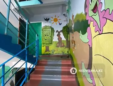2-комнатная квартира, этаж 4 из 5, 45 м²