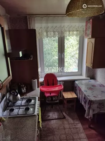 3-комнатная квартира, этаж 3 из 5, 59 м²