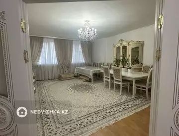 3-комнатная квартира, этаж 2 из 5, 96 м²