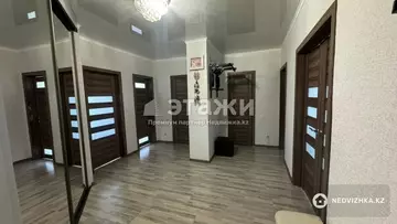 3-комнатная квартира, этаж 12 из 15, 74 м²
