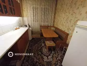 3-комнатная квартира, этаж 3 из 5, 64 м²
