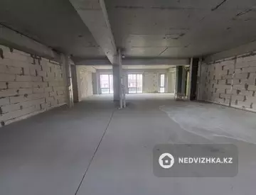 134 м², 3-комнатная квартира, этаж 2 из 4, 134 м², изображение - 9