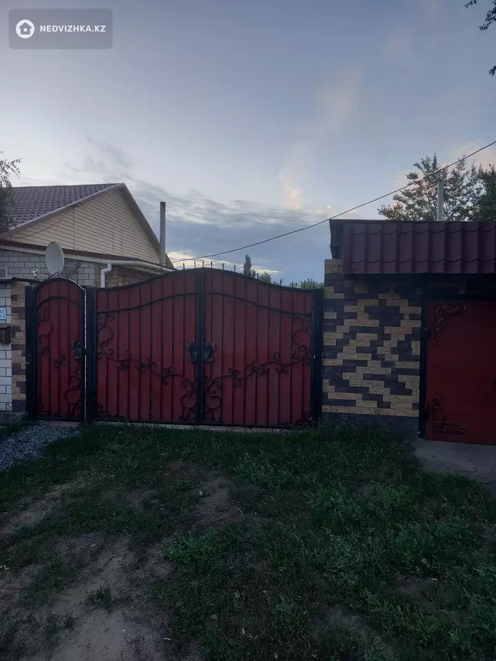 105 м², 4-комнатная часть дома, 8 соток, 105 м², изображение - 1