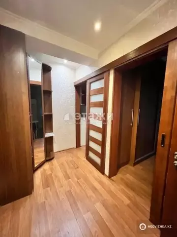 1-комнатная квартира, этаж 3 из 5, 36 м²