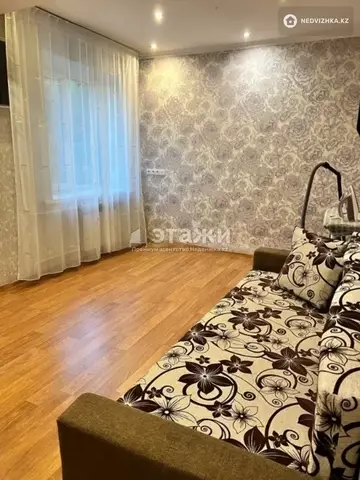 1-комнатная квартира, этаж 3 из 5, 36 м²