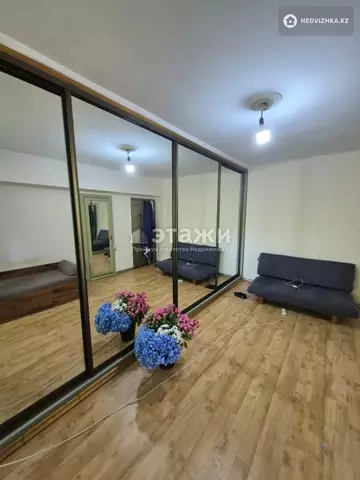 1-комнатная квартира, этаж 3 из 5, 36 м²