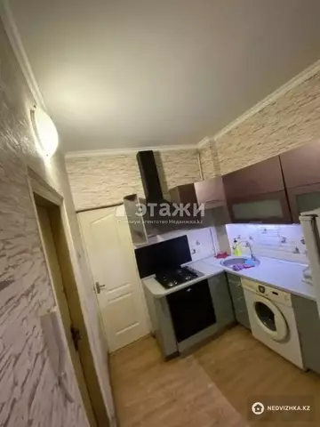 1-комнатная квартира, этаж 8 из 8, 40 м²