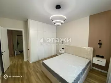 2-комнатная квартира, этаж 13 из 19, 60 м²