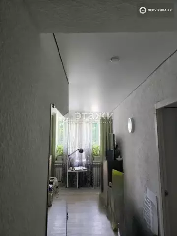 2-комнатная квартира, этаж 8 из 8, 43 м²