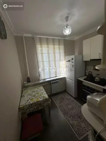 2-комнатная квартира, этаж 4 из 5, 50 м²