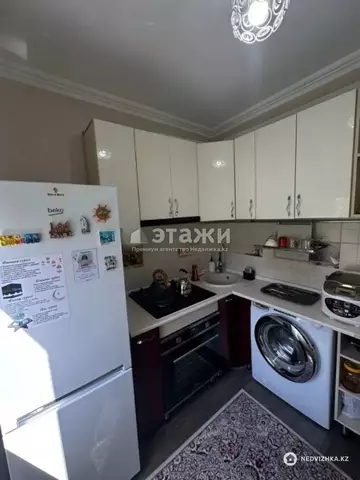 2-комнатная квартира, этаж 4 из 5, 50 м²