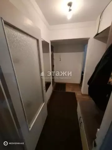 2-комнатная квартира, этаж 2 из 5, 42 м²