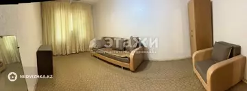 2-комнатная квартира, этаж 3 из 5, 53 м², на длительный срок