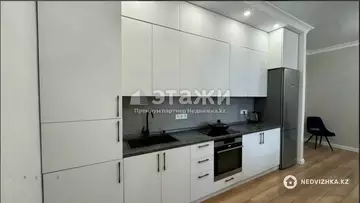 2-комнатная квартира, этаж 9 из 12, 64 м²